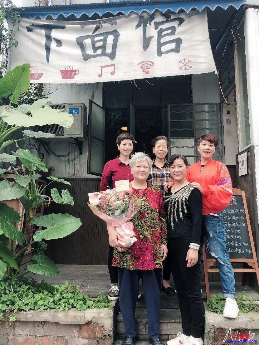 [创业资讯]不懂营销的5个阿姨，开了家排名第一的面馆