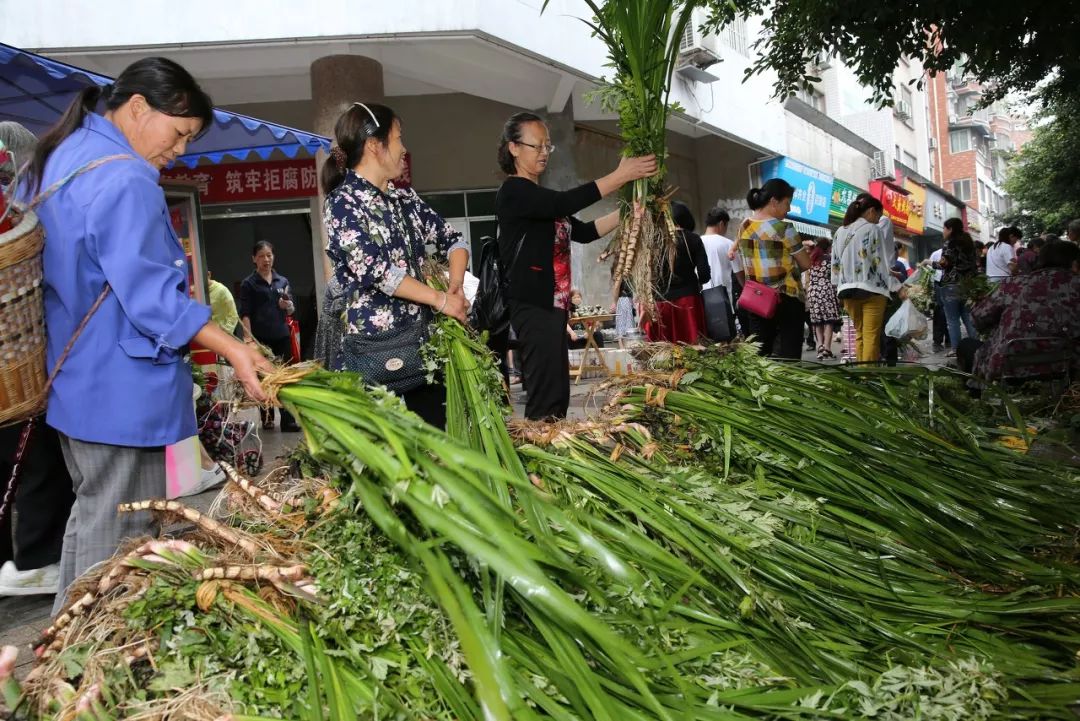 端午节除了卖“粽子”赚钱，还有很多“民俗”钱可赚！